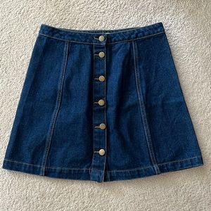 Kismet size medium denim skirt
